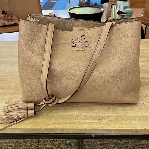 Tory Burch Bags Tory Burch Mcgraw Large Leather Shoulder Tote Beige